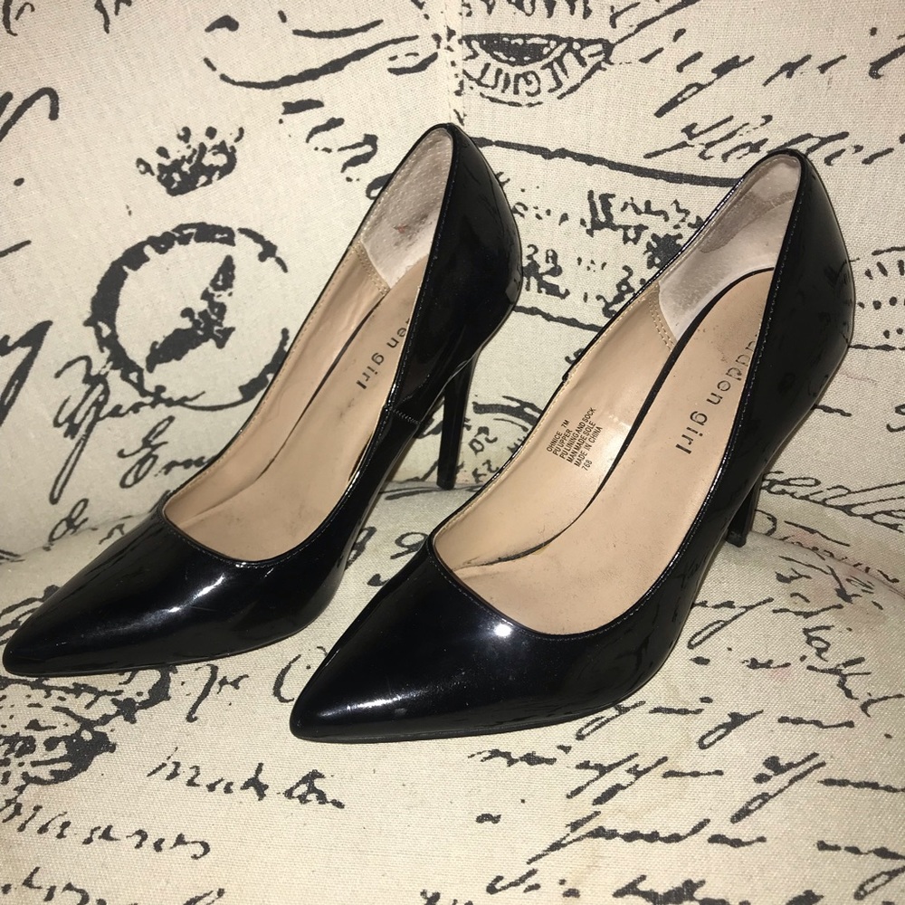 Black heels